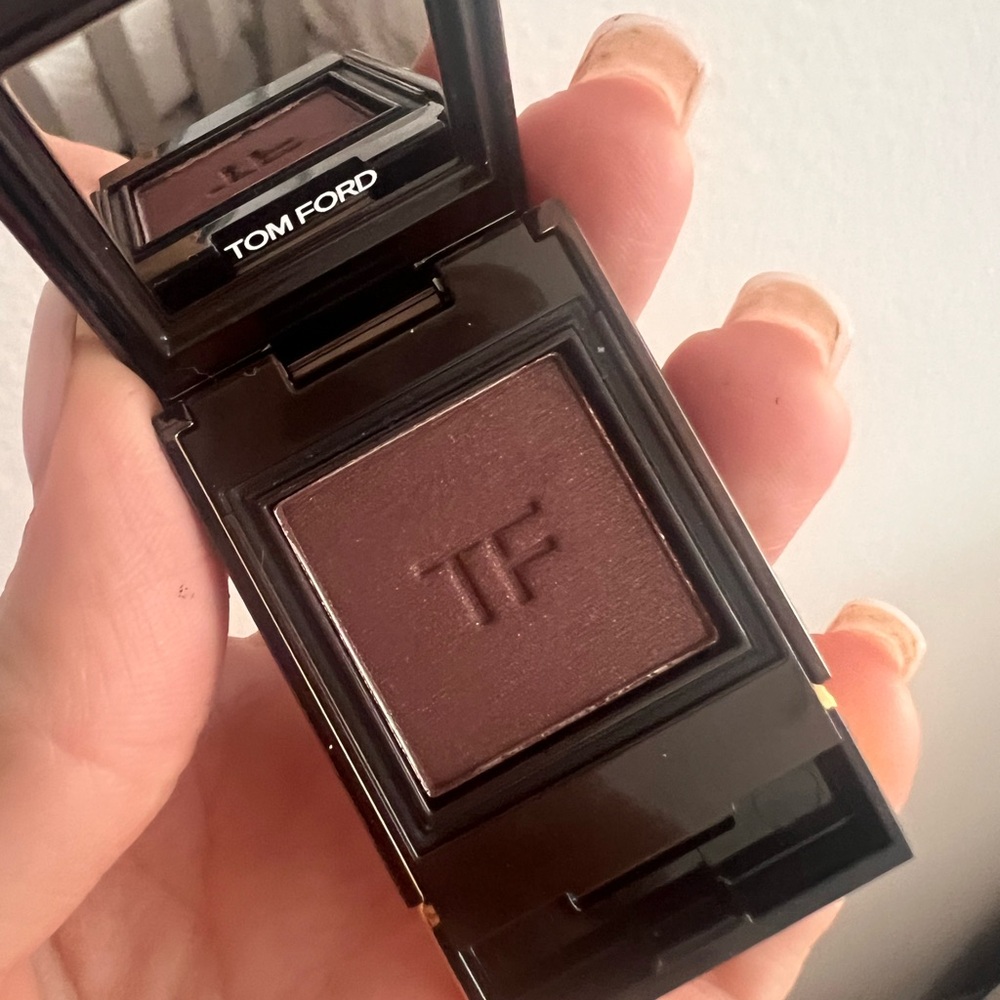Tom Ford Single Eyeshadow in Deep Plum